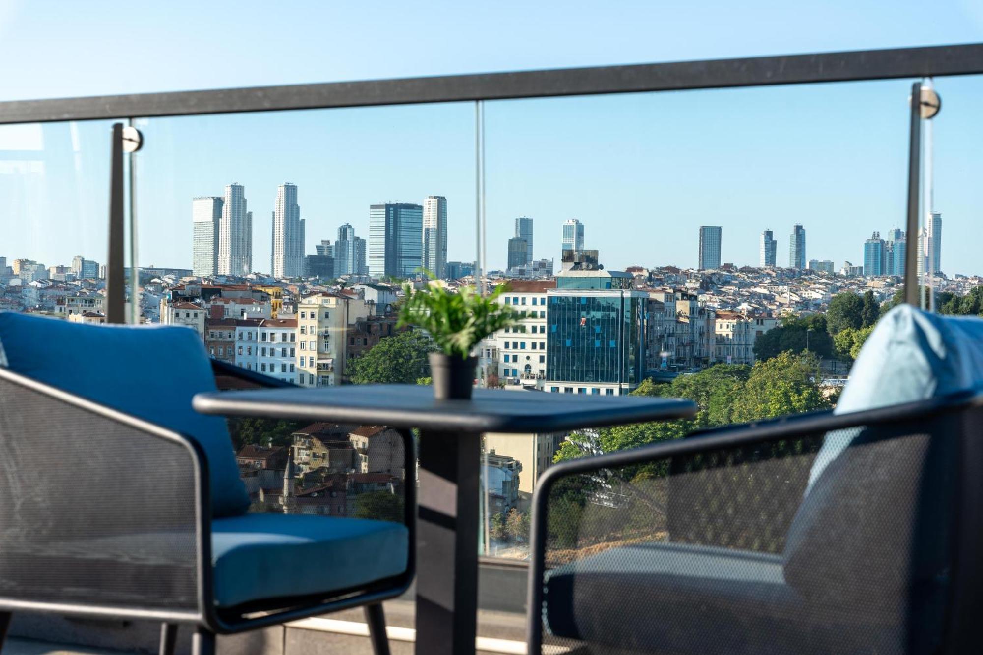 The Central House Istanbul Galata Albergue Exterior foto
